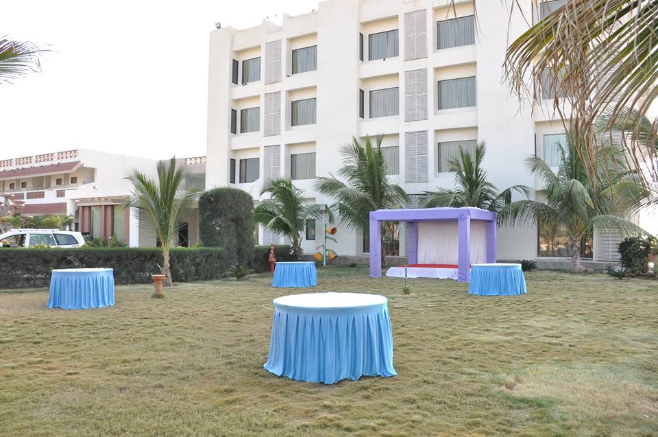 swimming pool in dwarka